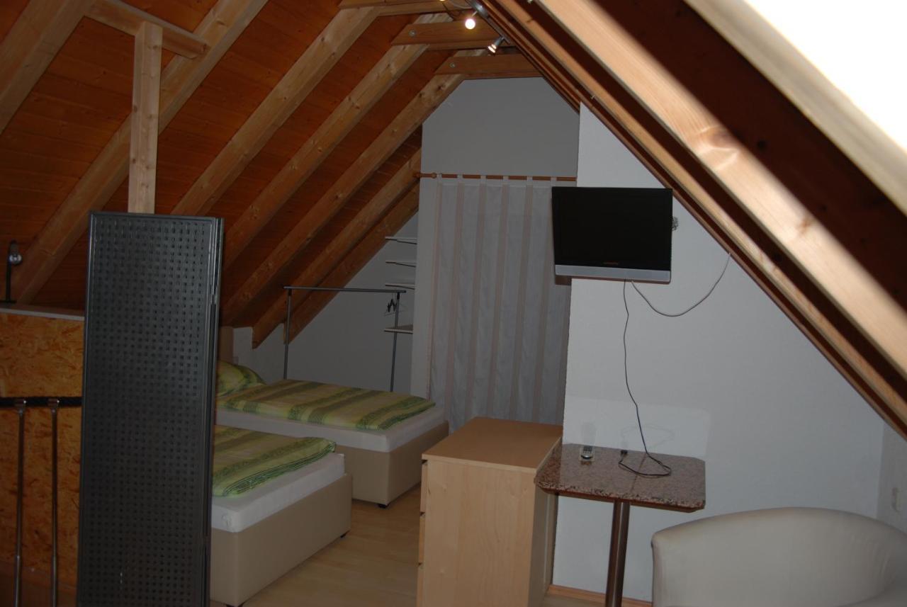Ferienwohnungen Schaefer Obersulm ภายนอก รูปภาพ